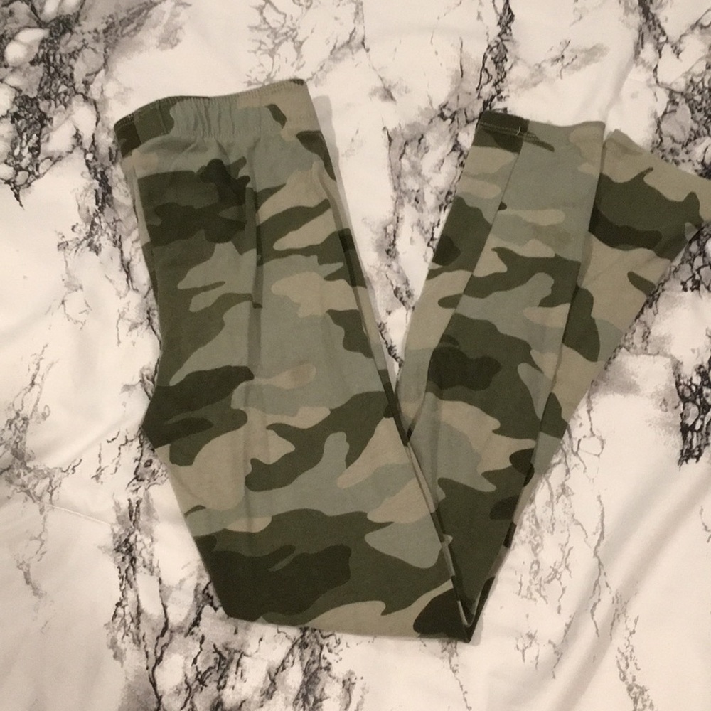 Camo leggings